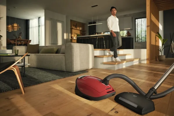 Miele Canister Vacuum Cleaners With Bag>Complete C3 HomeCare+ PowerLine - SGPE0