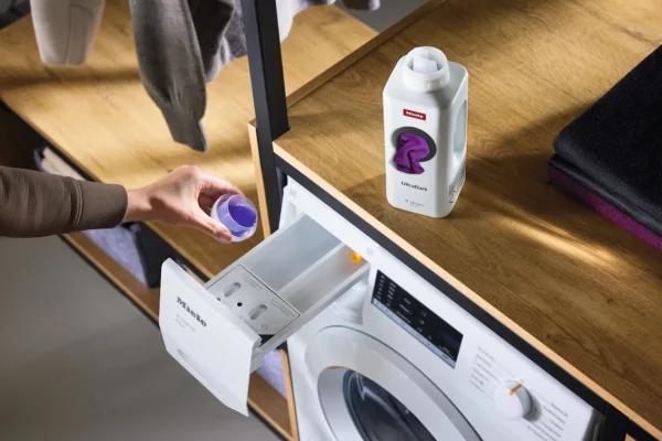 Miele Laundry Care Cleaning Products>UltraDark 50.72 fl. oz. (1.5 l)