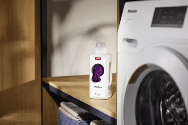 Miele Laundry Care Cleaning Products>UltraDark 50.72 fl. oz. (1.5 l)